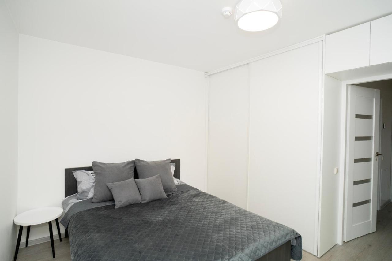 The Private Garden House Apartamento Kaunas Exterior foto